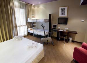 Economy triple with private facilities (shower)